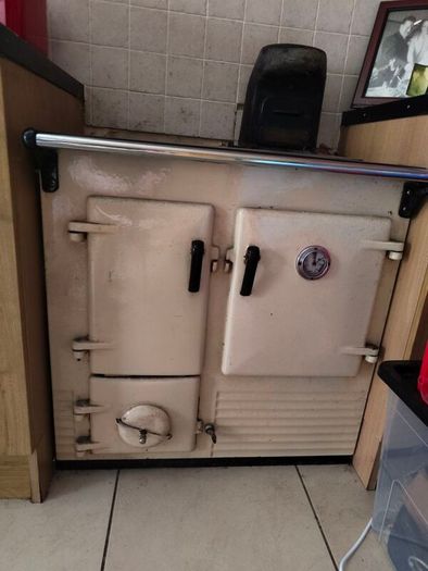 Antique Rayburn Stove Working