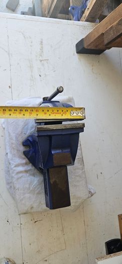 record 1 ton vice