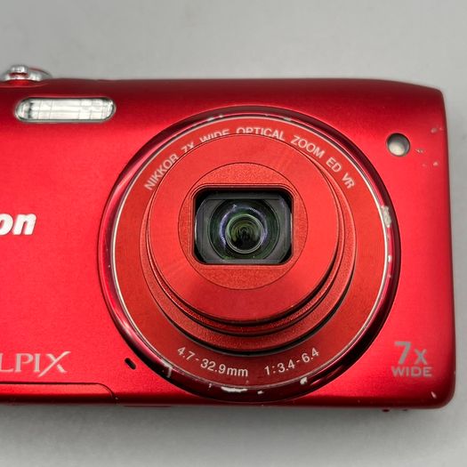 Nikon COOLPIX S3500 20.1MP - Digital Camera - Red - Full Kit