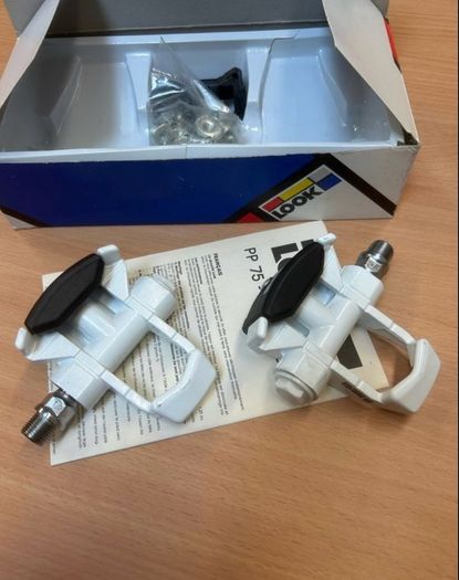 look pedals original and new in box