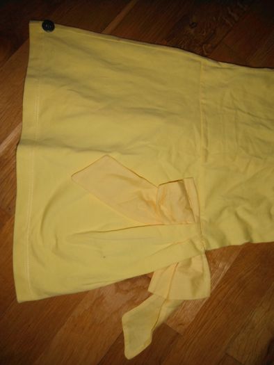 BNWT Jottum yellow girls dress