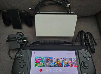 Nintendo Switch Oled + Mobapad joycons