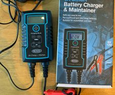 Ring 4A Smart Battery Charger 6V/12V