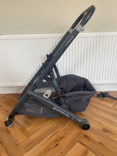 Uppababy Vista Pram frame & basket