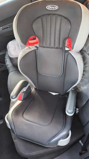 2 Booster seats for kid