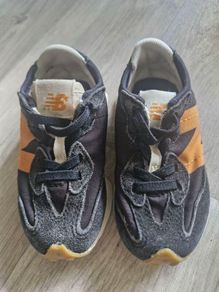 Baby new balance trainers