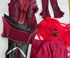 Scarlet Witch Cosplay outfit