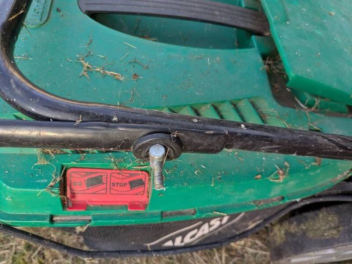 Qualcast Electric Lawnmower