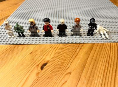 Lego Harry Potter Minifigures from set 4766