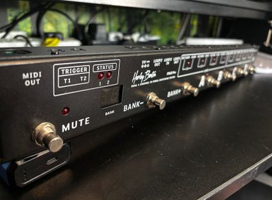 Harley Benton FXL8 Pro footswitch with midi & Amp switching