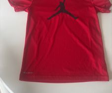 Jordan t shirt 12-13