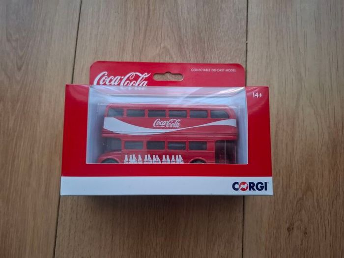 Corgi GS82332 Coca-Cola London