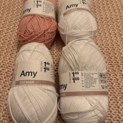 Amy Yarn Bundle