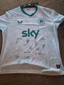Signed 2026 Republic Of Ireland Womans National Team Shirt