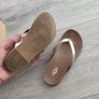 UGG sliders UK12 junior girl Image 4