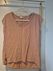 woman's tee shirt