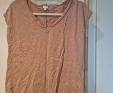 woman's tee shirt