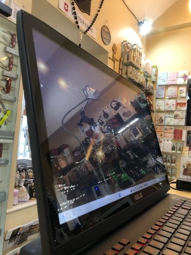 Asus Touch Screen ROG G751J Gaming Laptop 24 ram   17 lcd
