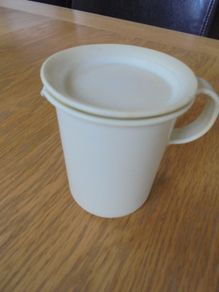 Tubberware Jug with Pouring Lid for Sale