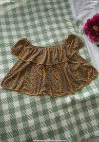 topshop size 8 off shoulder mustard pattern top