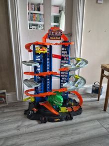 HotWheels Ultimate Garage