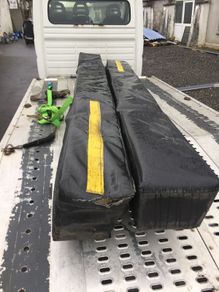 Loading bay side buffer panels