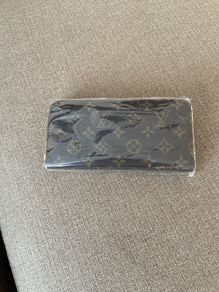 LV purse