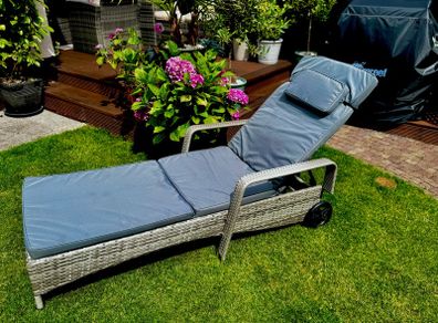 Sun Bed Rattan Lounger