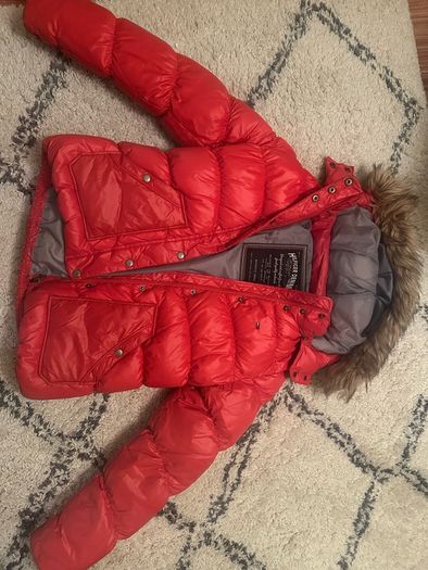 TH Puffer Jacket used but in a good condition