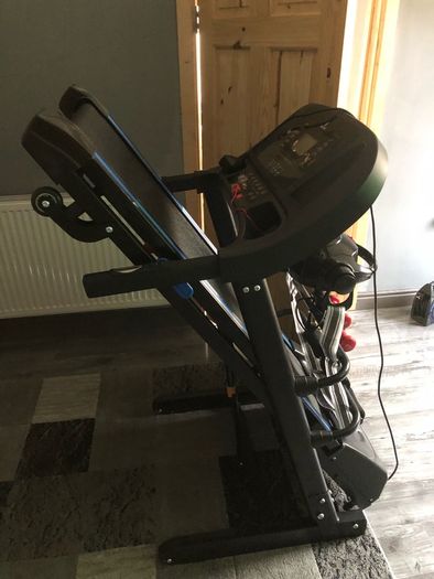 Cs capital sports treadmill
