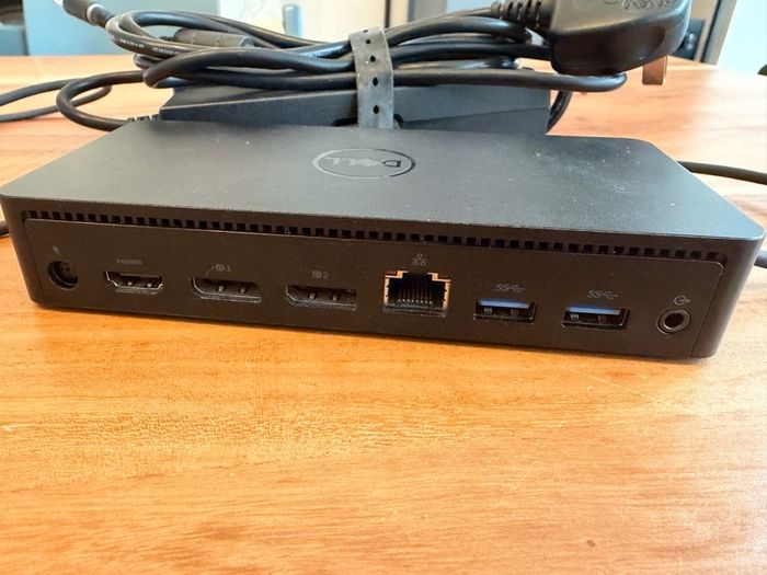 Dell D6000 USB 3.0/Type C Universal Docking Station
