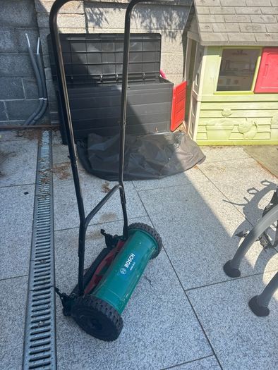 Bosch mower- non electric