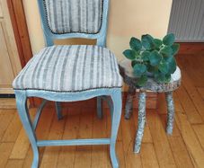 French Rustic Upholstered High Chair / Counter Chair