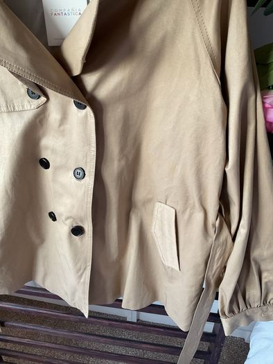 trench Bnwt size small trench coat jacket size small compania fantastica