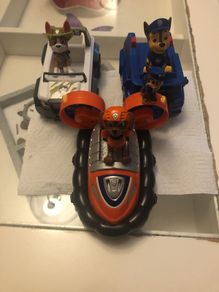 Paw Patrol ( 3 vehicles and 4 Figures )