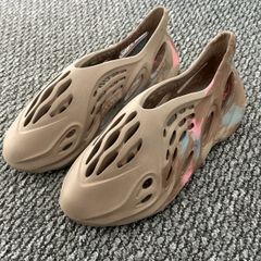 yeezy foam runners