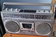 Vintage Philips Spatial stereo Radio D8419/00, works perfect.