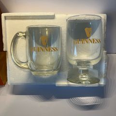 Guinness glass 1/2 pint set in original box