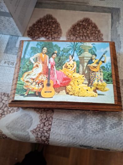 Lot of Vintage Items Nazareth Bag, Christmas Light, Match holder Advertising Fudge Tin, Orbit Castors in Original Box etc PRICE IS FOR 1 ONLY, postage available or collection