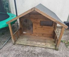 Dog Log Cabin Box