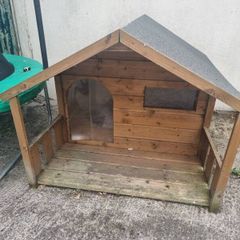 Dog Log Cabin Box