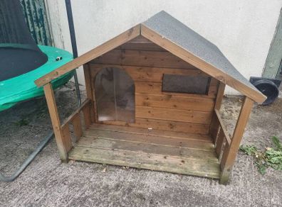 Dog Log Cabin Box