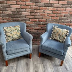 Set of matching armchairs