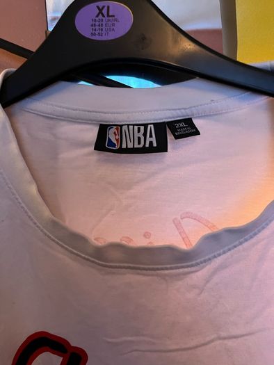 Bulls XL shirt