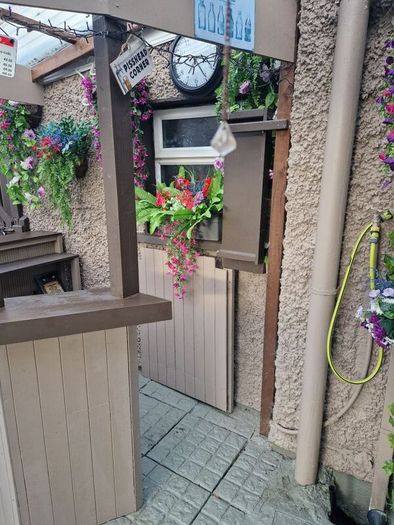 Garden Bar