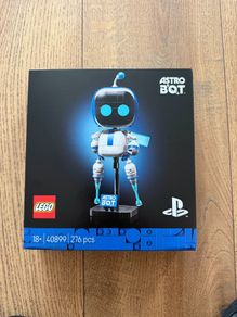 Lego Astro Bot