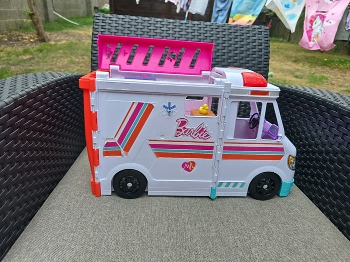 Barbie Ambulance