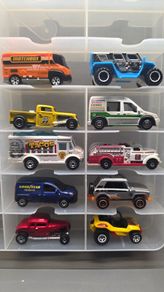 Matchbox Pack of 10 Cars 13