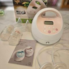 Spectra S2 breast pump