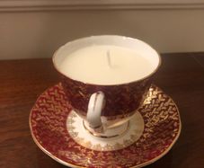 Vintage tea cup and saucer candle